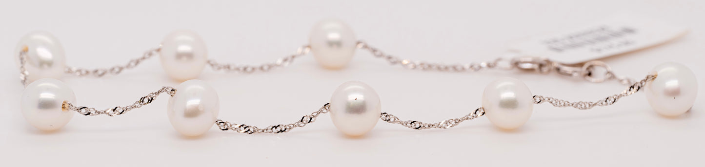 Suspended Pearl Chain Bracelet